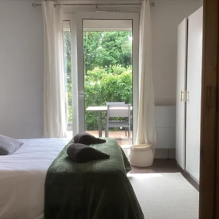Cozy Oasis: Quiet 2-Room Apartment with Terrace and Free Parking Toulouse Exterior photo