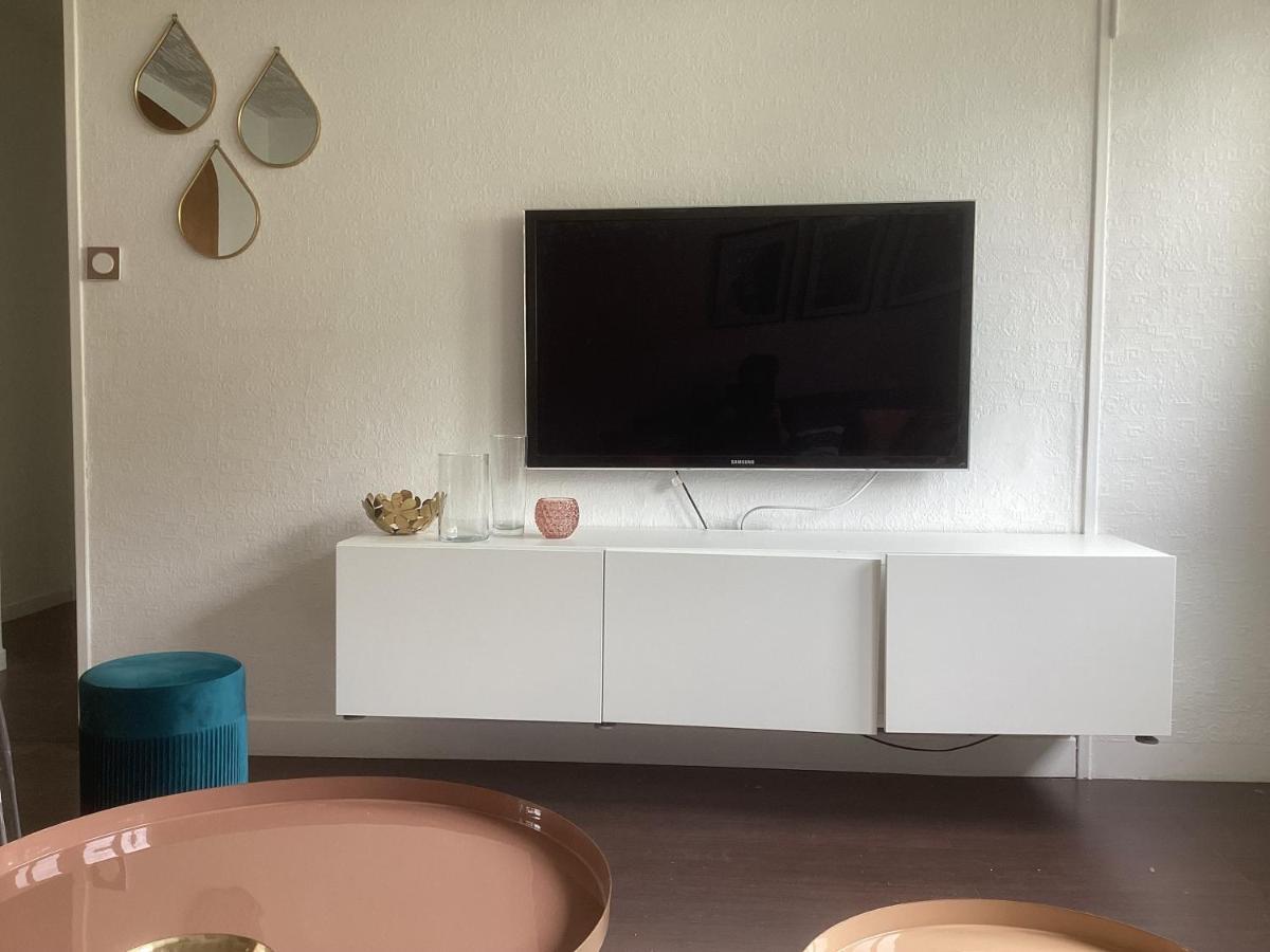 Cozy Oasis: Quiet 2-room With Terrace And Free Parking
