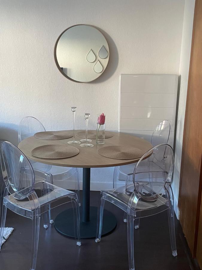 Holiday home Cozy Oasis: Quiet 2-room With Terrace And Free Parking *