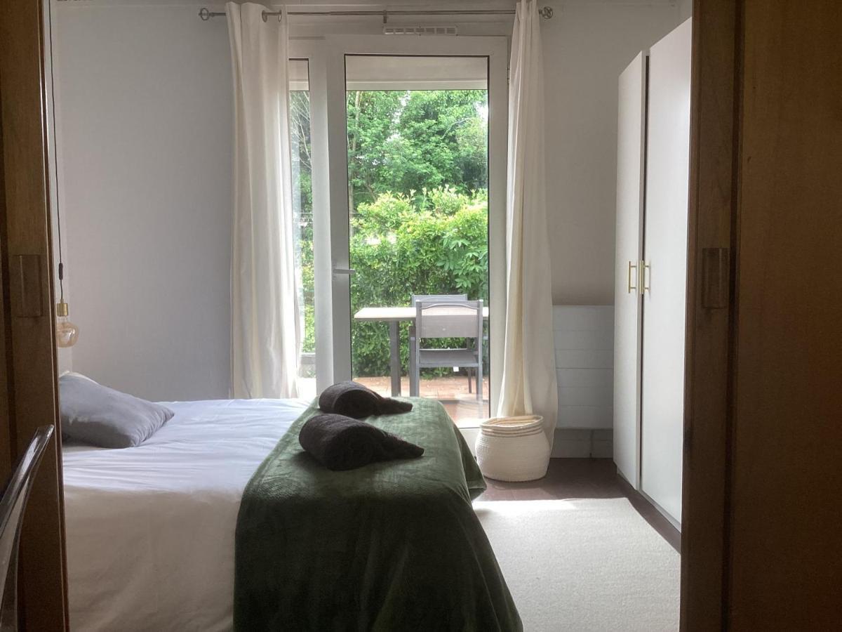 Cozy Oasis: Quiet 2-room With Terrace And Free Parking Holiday home *