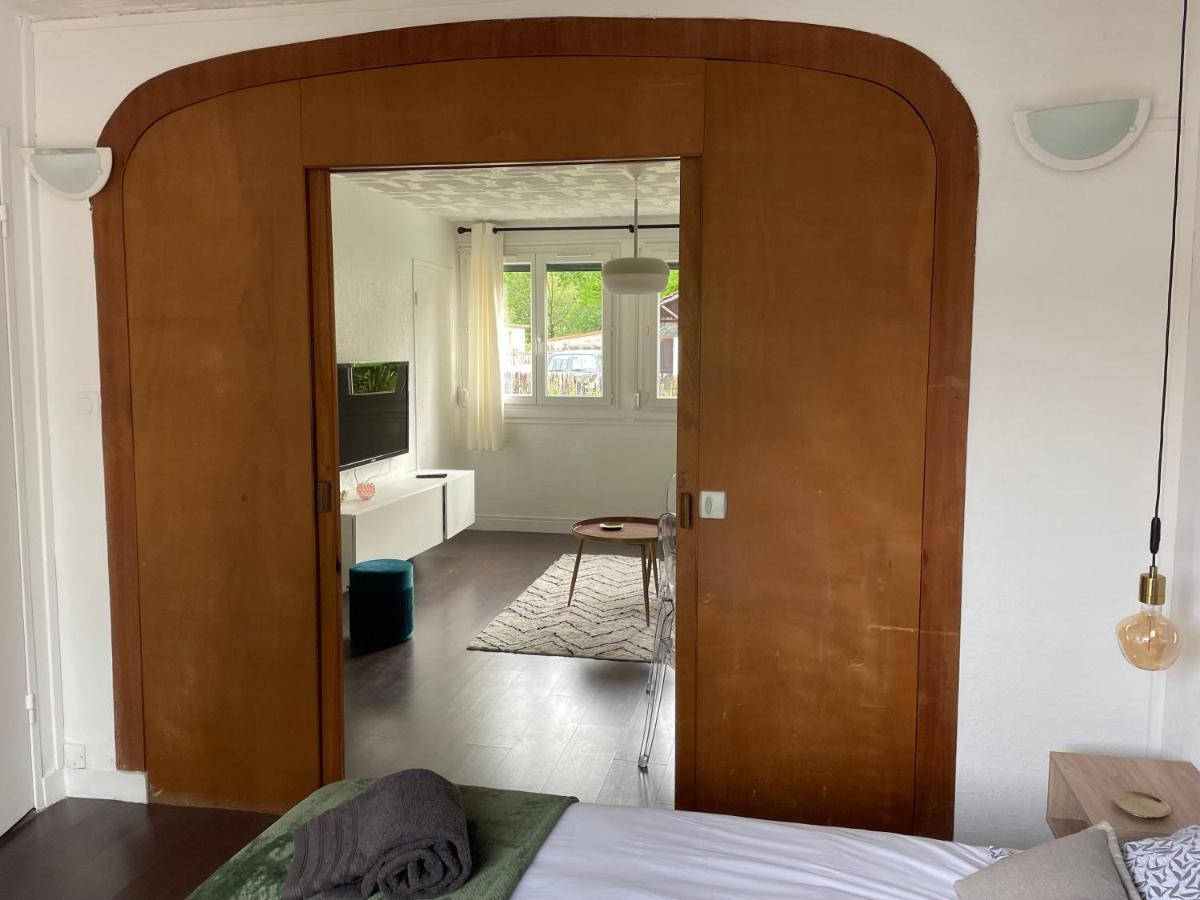 50 M2 T2 Au Calme, Lumineux, Confortable, Cosy, Climatise, Privatif Avec Parking Gratuit Et Terrasse Hébergement de vacances *