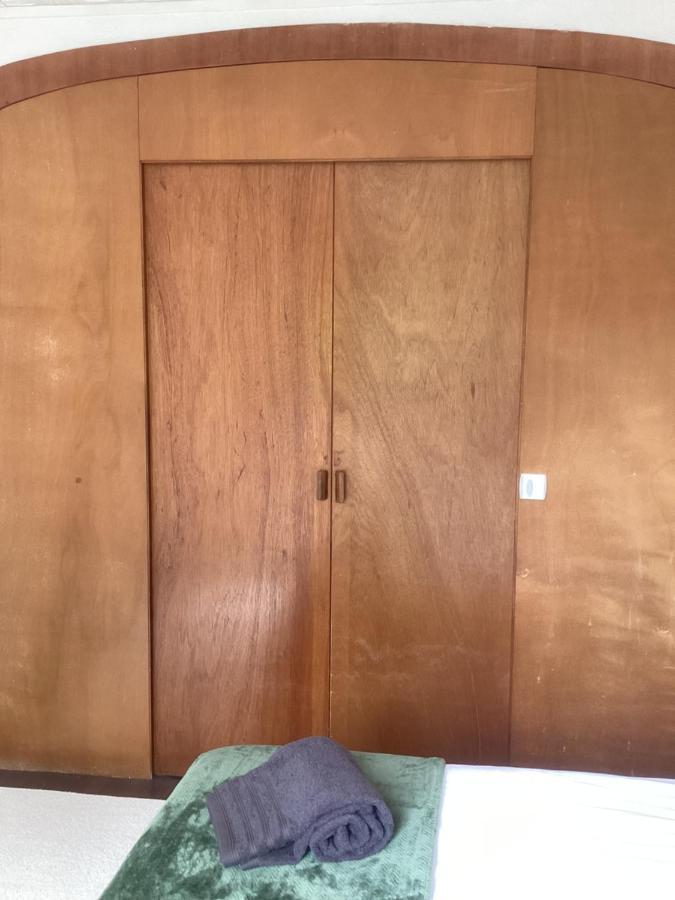 50 M2 T2 Au Calme, Lumineux, Confortable, Cosy, Climatise, Privatif Avec Parking Gratuit Et Terrasse *